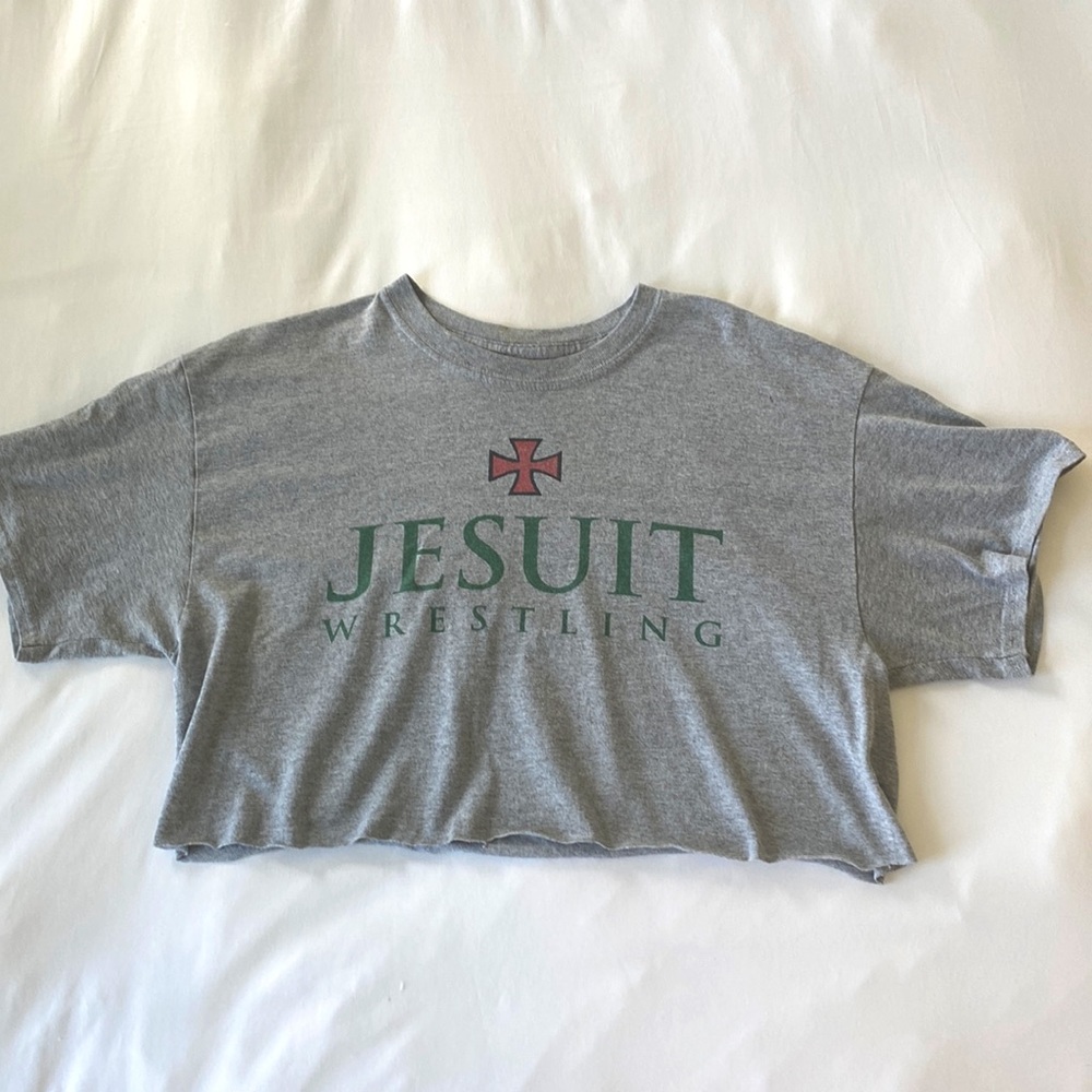 Strake Jesuit Wrestling Cropped Tee Size L